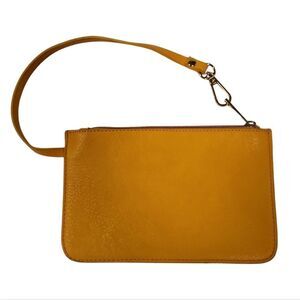 New without tag Mustard Color Mini Bag Wristlet